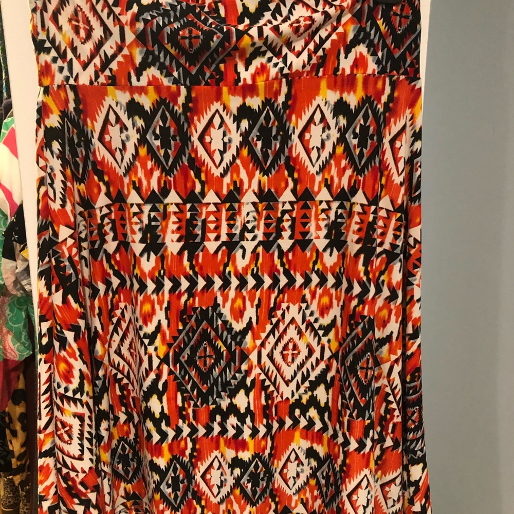 Skirt, knee-length, colorful